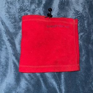 Tommy Hilfiger winter neck gaiter